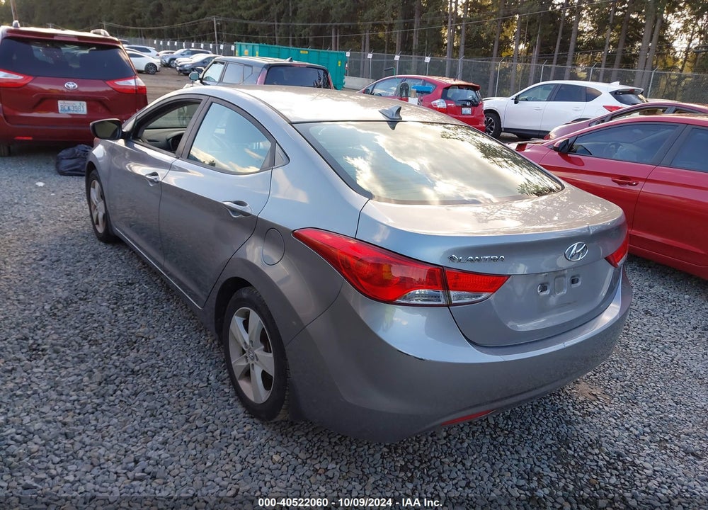 2013 HYUNDAI ELANTRA GLS VIN: KMHDH4AE7DU631544