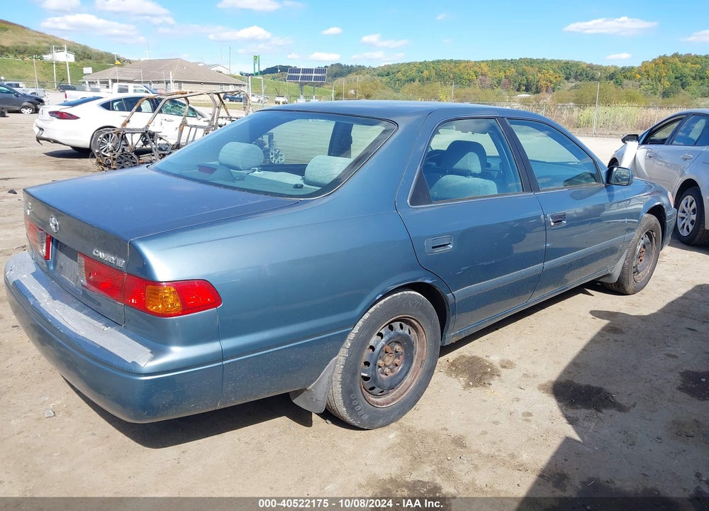 2001 TOYOTA CAMRY LE VIN: 4T1BG28KX1U863979