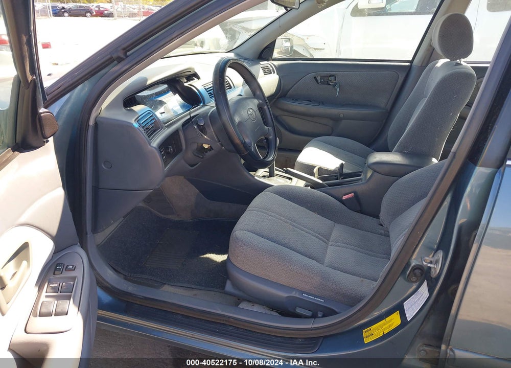 2001 TOYOTA CAMRY LE VIN: 4T1BG28KX1U863979