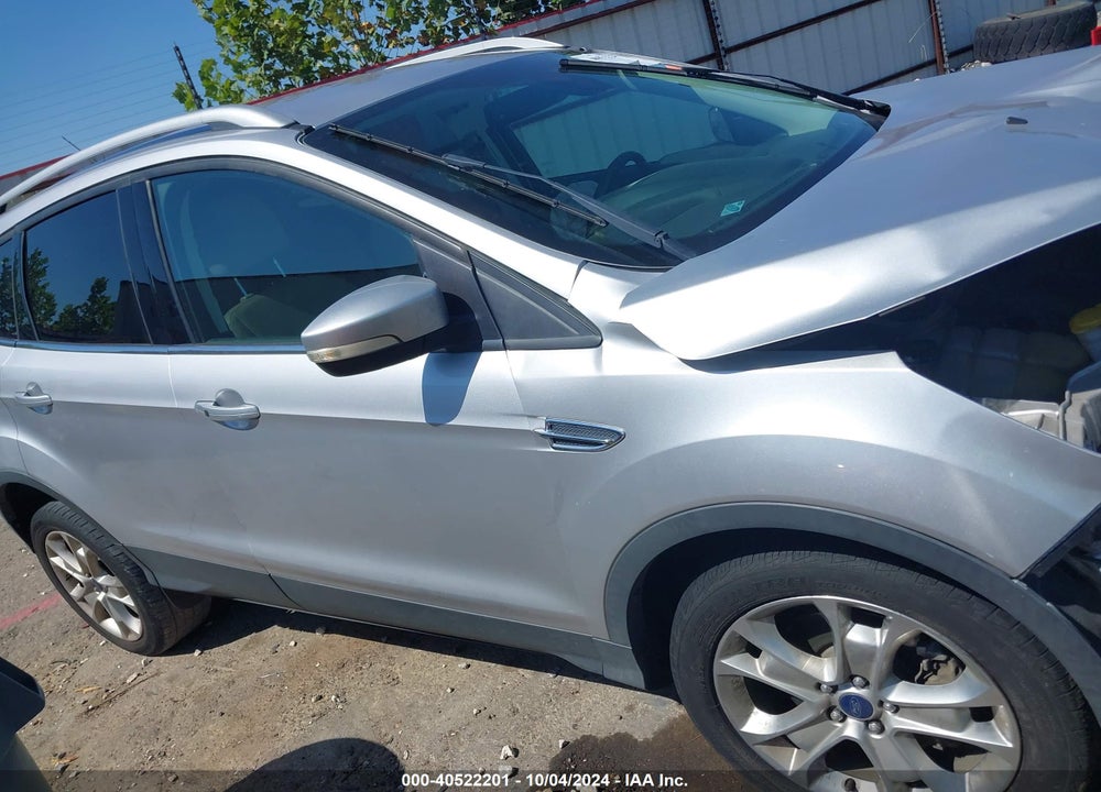 2015 FORD ESCAPE TITANIUM VIN: 1FMCU9J92FUB40339