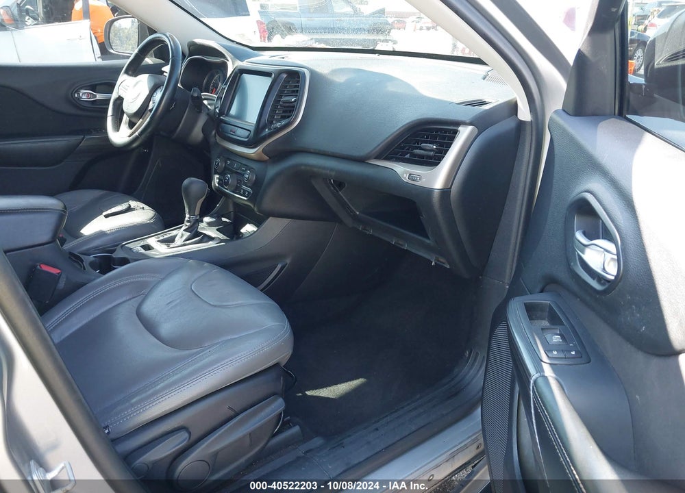 2016 JEEP CHEROKEE LATITUDE VIN: 1C4PJMCB0GW232931