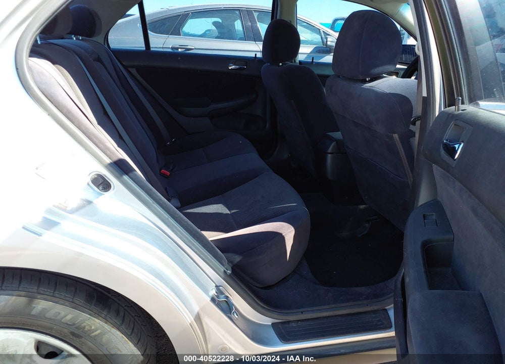 2003 HONDA ACCORD 2.4 LX VIN: JHMCM563X3C056738