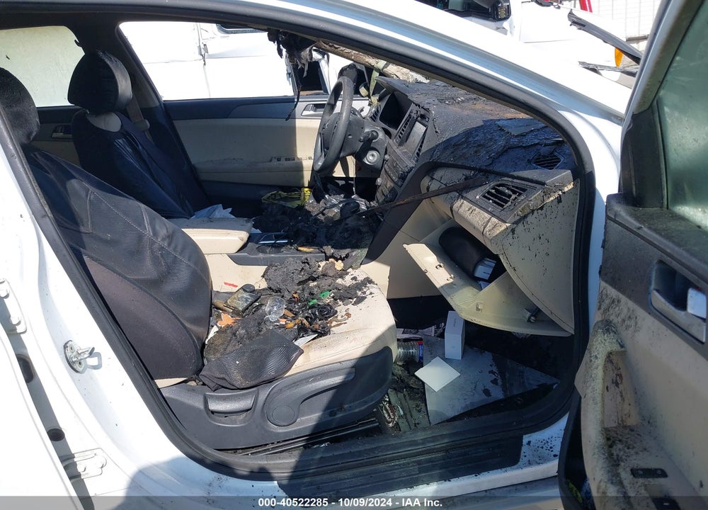 2016 HYUNDAI SONATA SE VIN: 5NPE24AF1GH309712