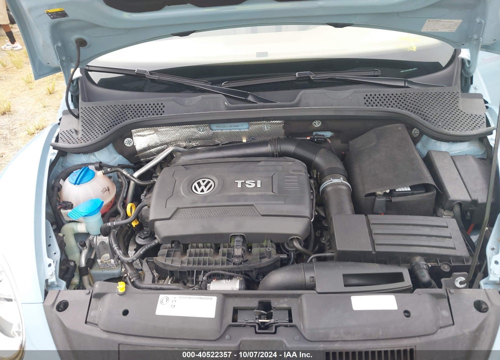 2015 VOLKSWAGEN BEETLE 1.8T VIN: 3VW517AT2FM818692