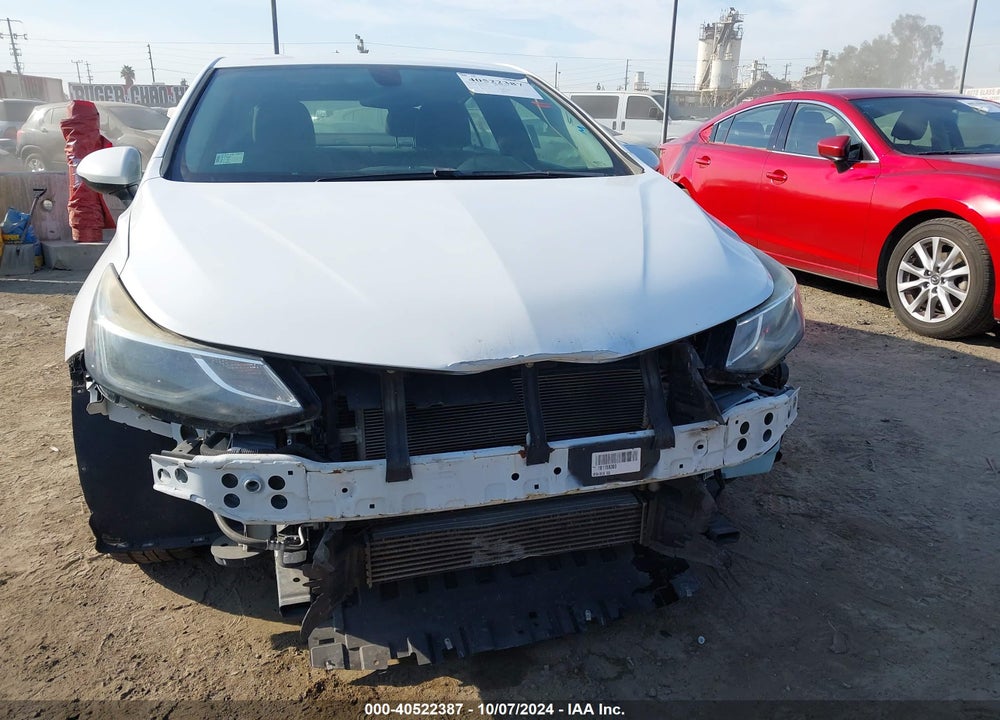 2018 CHEVROLET CRUZE LT AUTO VIN: 1G1BE5SM6J7159145