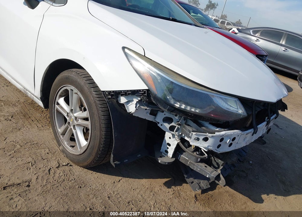 2018 CHEVROLET CRUZE LT AUTO VIN: 1G1BE5SM6J7159145
