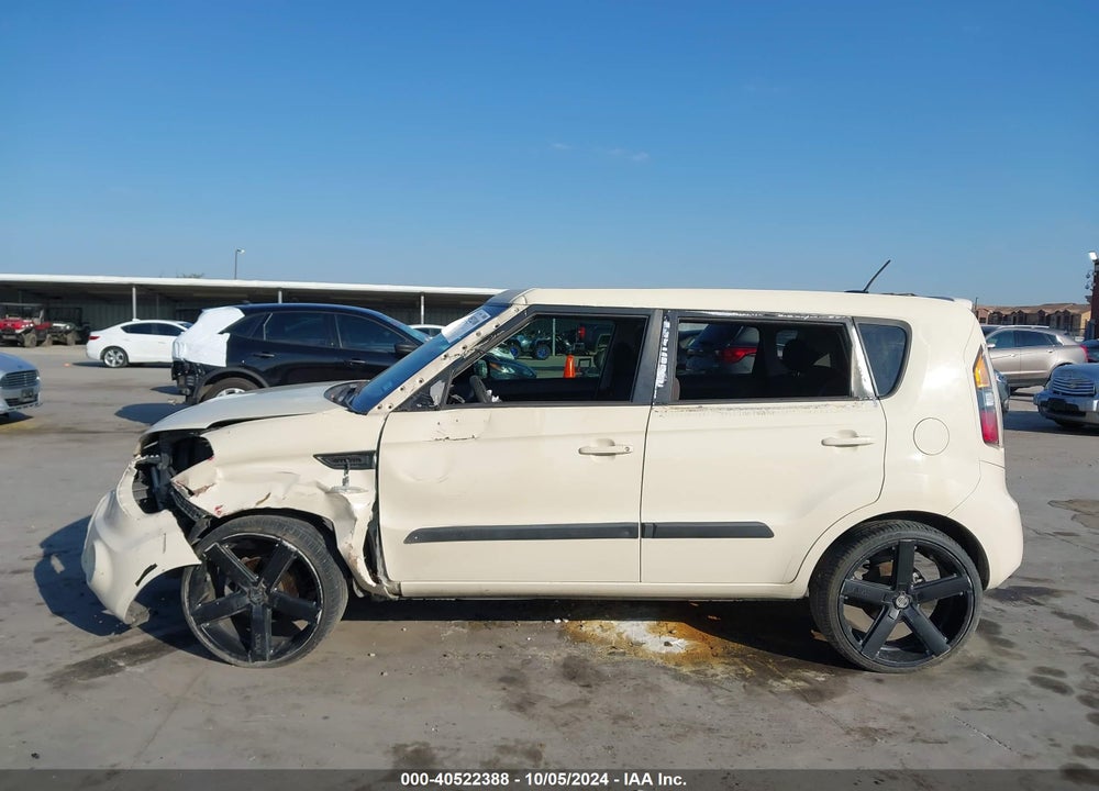 2013 KIA SOUL VIN: KNDJT2A53D7561534