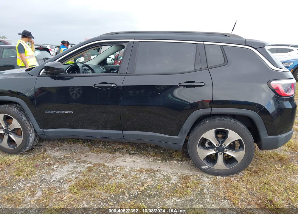 2018 JEEP COMPASS LATITUDE FWD VIN: 3C4NJCBB2JT241100