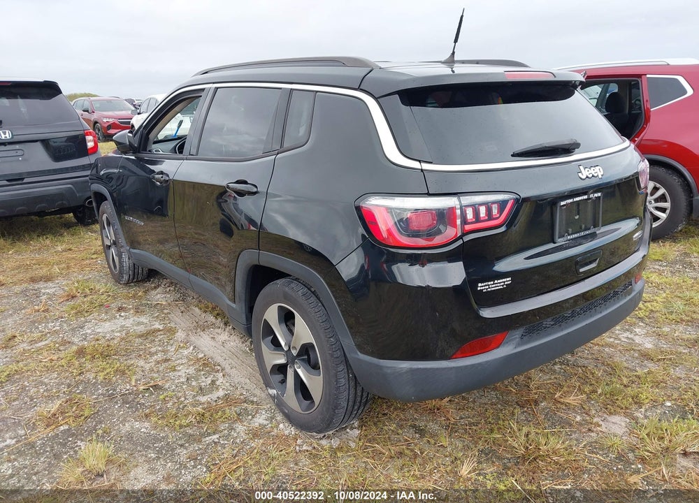 2018 JEEP COMPASS LATITUDE FWD VIN: 3C4NJCBB2JT241100