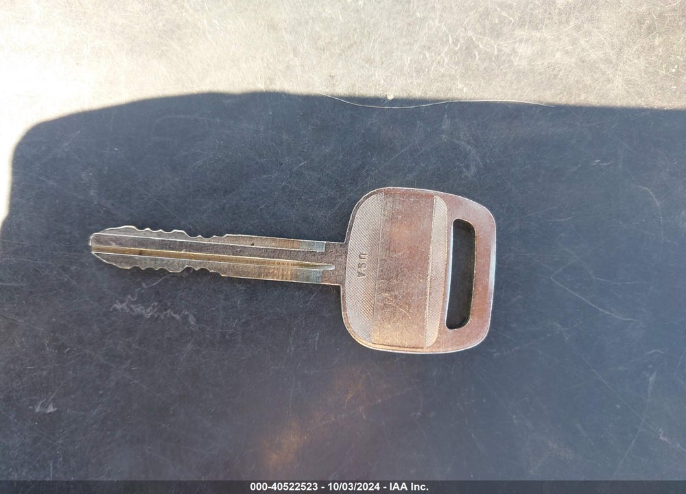 1999 TOYOTA CAMRY CE VIN: 4T1BG22K5XU869822