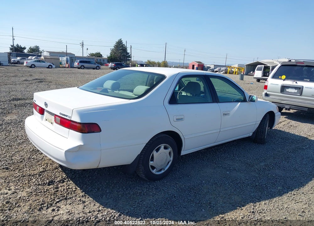 1999 TOYOTA CAMRY CE VIN: 4T1BG22K5XU869822