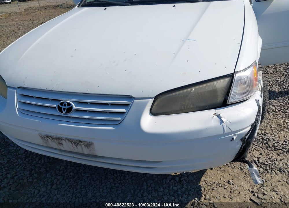 1999 TOYOTA CAMRY CE VIN: 4T1BG22K5XU869822