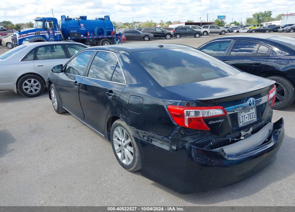 2013 TOYOTA CAMRY XLE VIN: 4T4BF1FK5DR330870