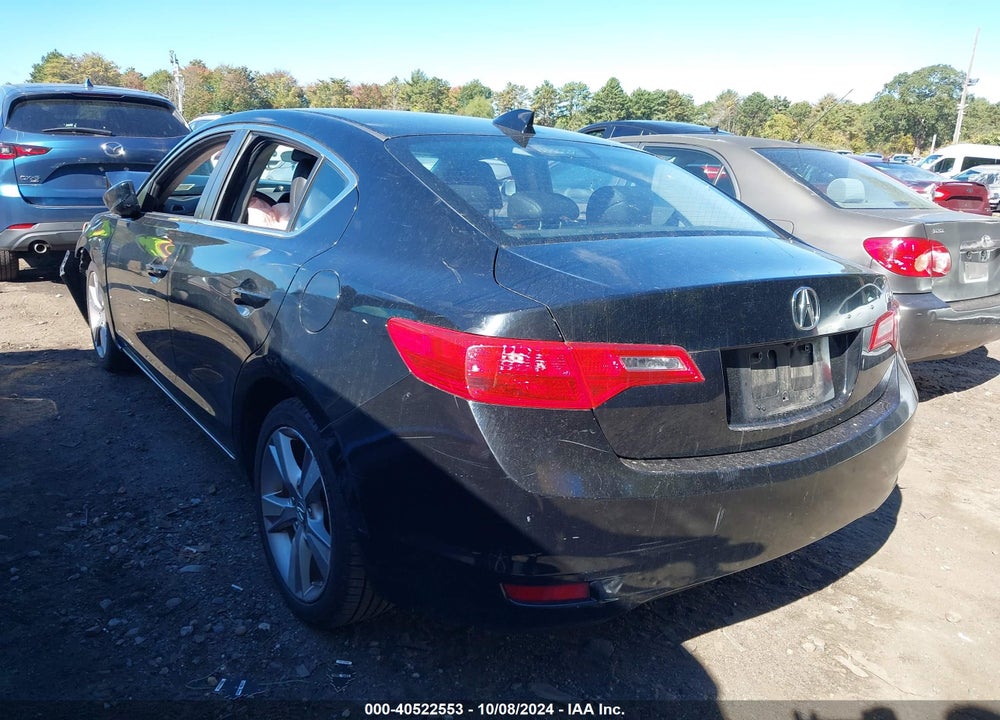 2013 ACURA ILX 2.0L VIN: 19VDE1F7XDE003099