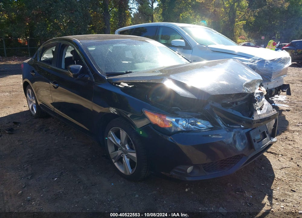 2013 ACURA ILX 2.0L VIN: 19VDE1F7XDE003099