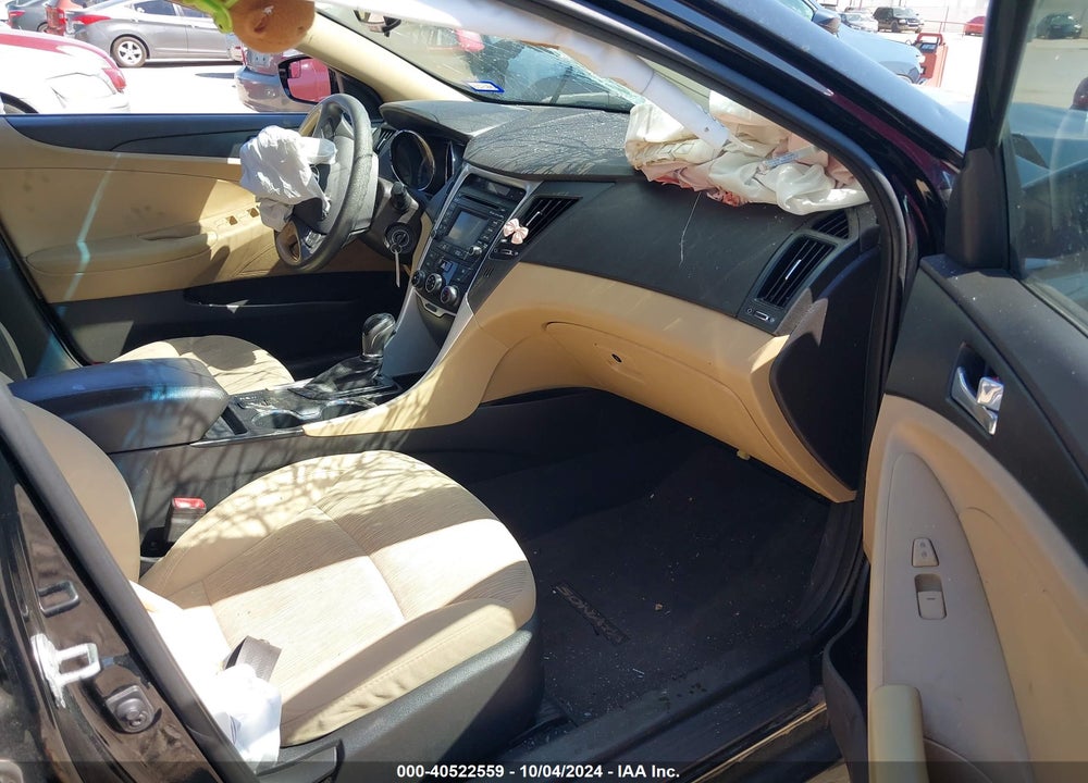 2014 HYUNDAI SONATA GLS VIN: 5NPEB4AC5EH850748