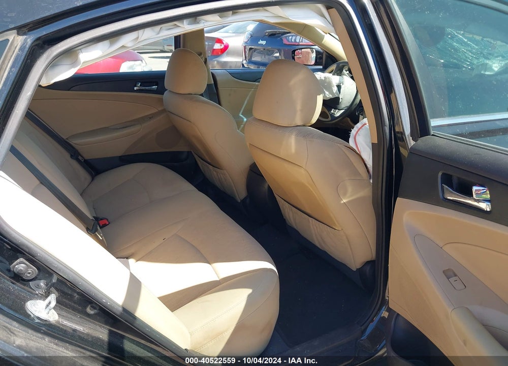 2014 HYUNDAI SONATA GLS VIN: 5NPEB4AC5EH850748