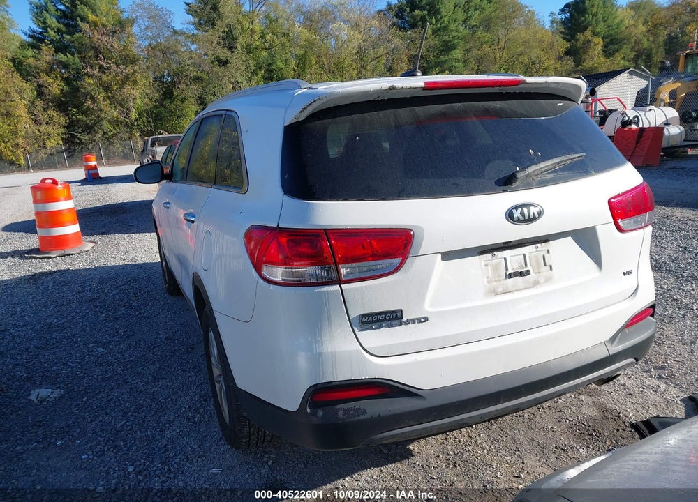 2017 KIA SORENTO 3.3L LX VIN: 5XYPGDA5XHG326521