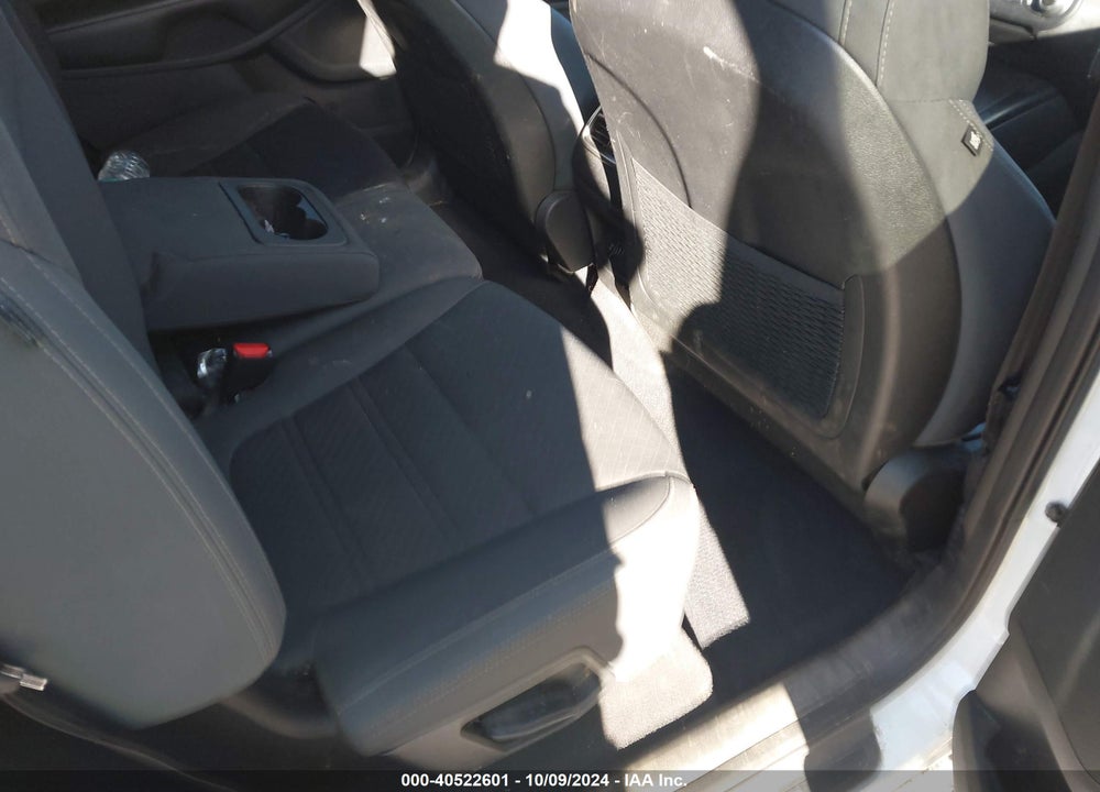 2017 KIA SORENTO 3.3L LX VIN: 5XYPGDA5XHG326521