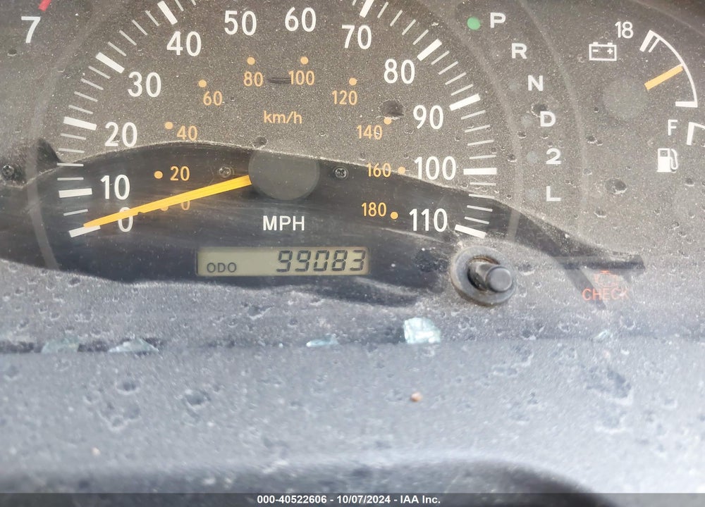2001 TOYOTA TUNDRA LTD V8 VIN: 5TBRT38181S156419