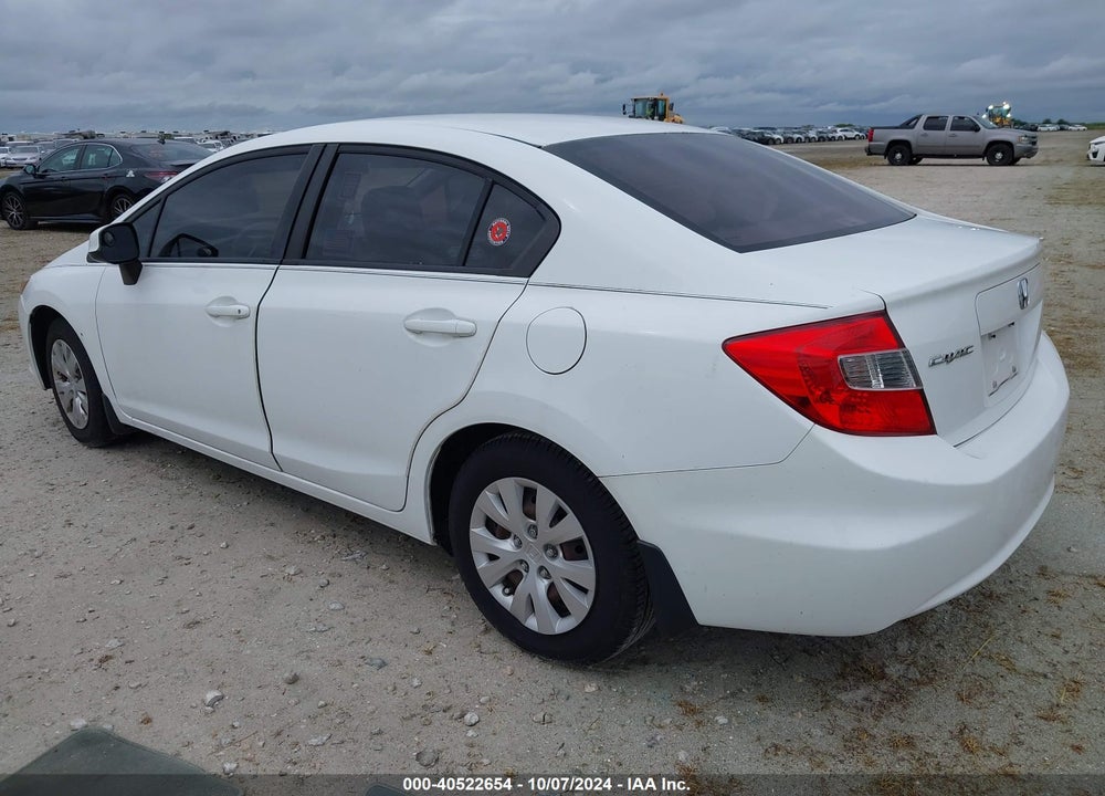 2012 HONDA CIVIC LX VIN: 2HGFB2F5XCH334718
