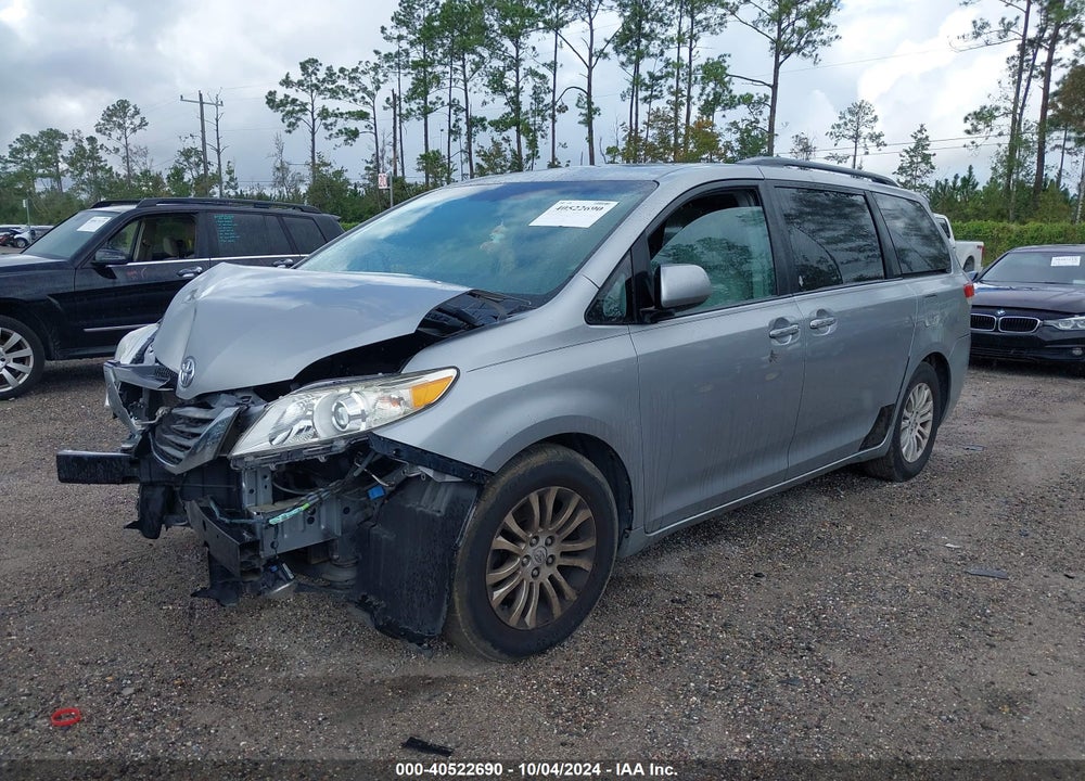 2011 TOYOTA SIENNA XLE V6 VIN: 5TDYK3DC7BS002556