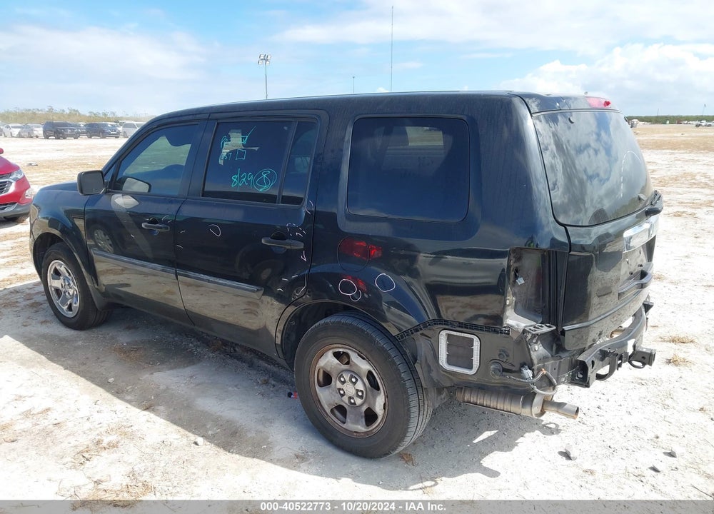 2015 HONDA PILOT LX VIN: 5FNYF3H24FB015457