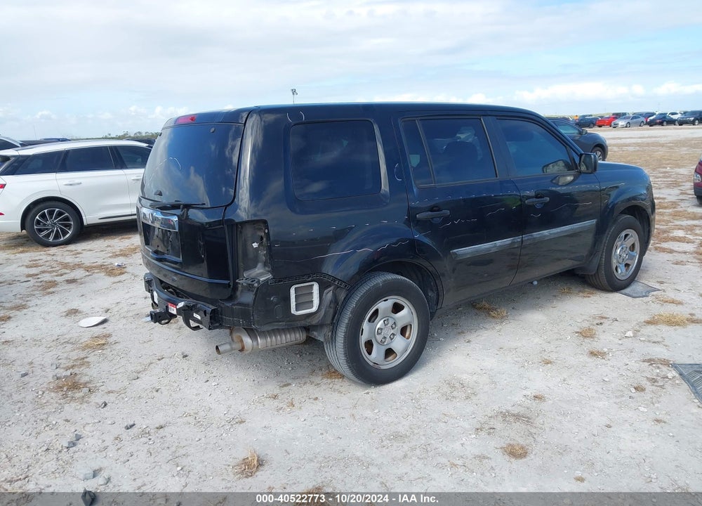 2015 HONDA PILOT LX VIN: 5FNYF3H24FB015457