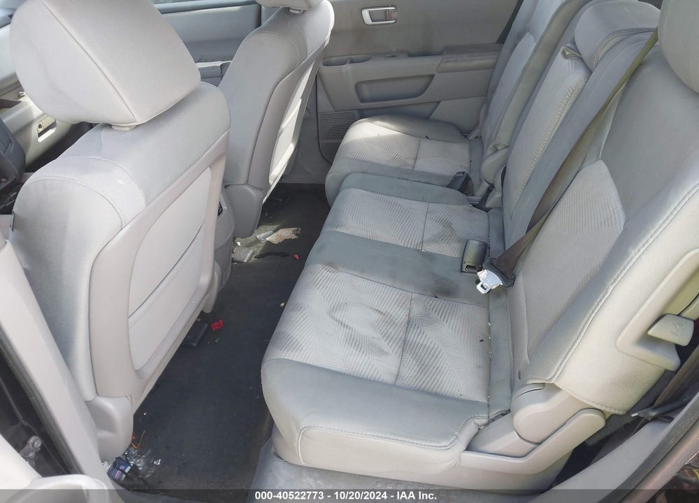 2015 HONDA PILOT LX VIN: 5FNYF3H24FB015457