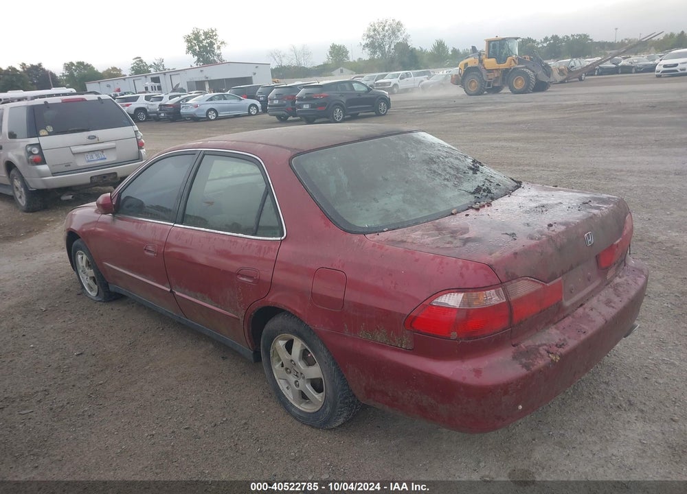 2000 HONDA ACCORD 2.3 SE VIN: JHMCG5675YC015452
