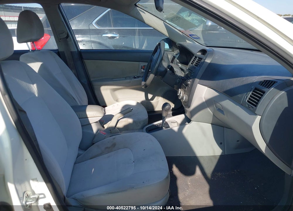 2009 KIA SPECTRA EX VIN: KNAFE221595634561