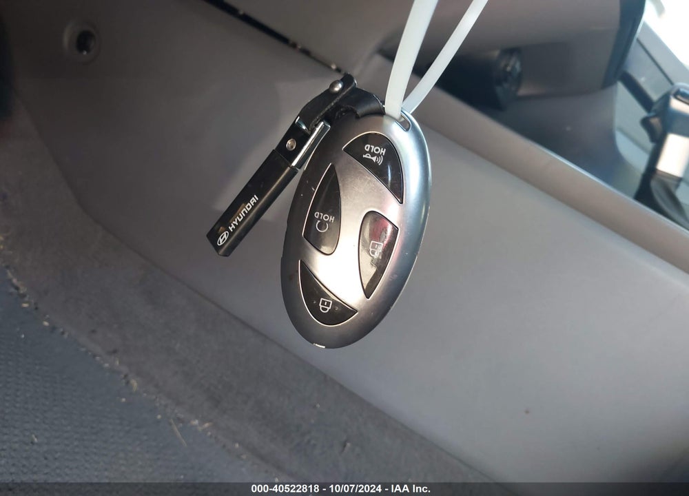2024 HYUNDAI ELANTRA VIN: KMHLM4DG9RU675265