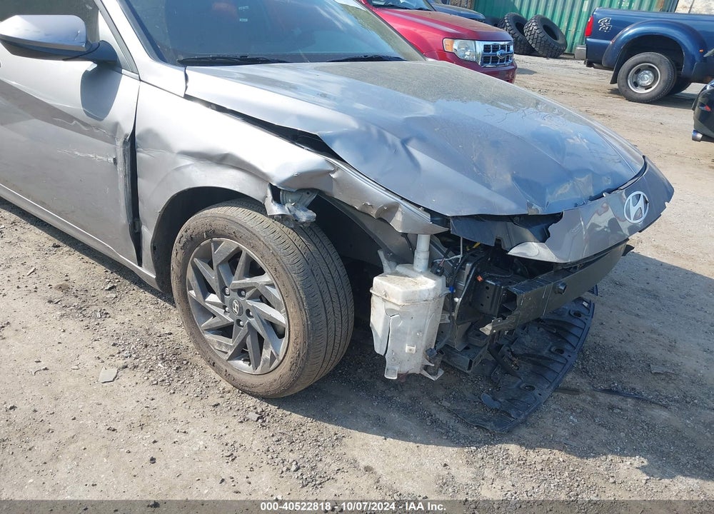 2024 HYUNDAI ELANTRA VIN: KMHLM4DG9RU675265