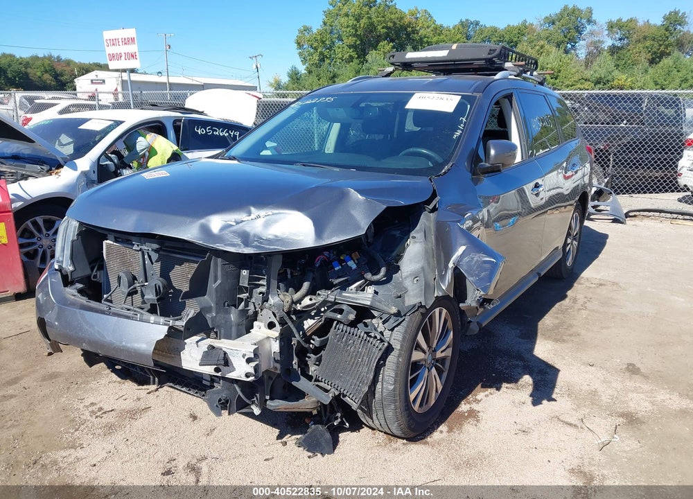 2018 NISSAN PATHFINDER SV VIN: 5N1DR2MN0JC629990