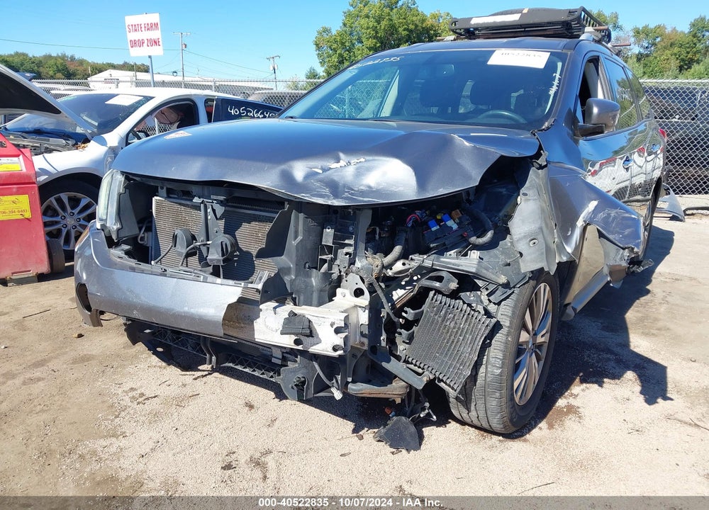 2018 NISSAN PATHFINDER SV VIN: 5N1DR2MN0JC629990