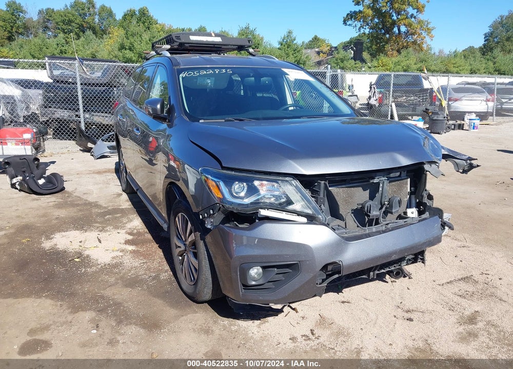 2018 NISSAN PATHFINDER SV VIN: 5N1DR2MN0JC629990