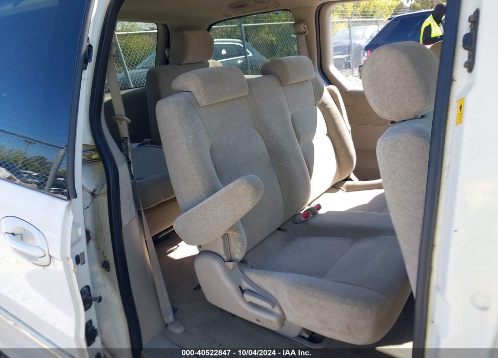 2005 KIA SEDONA EX/LX VIN: KNDUP132456710894
