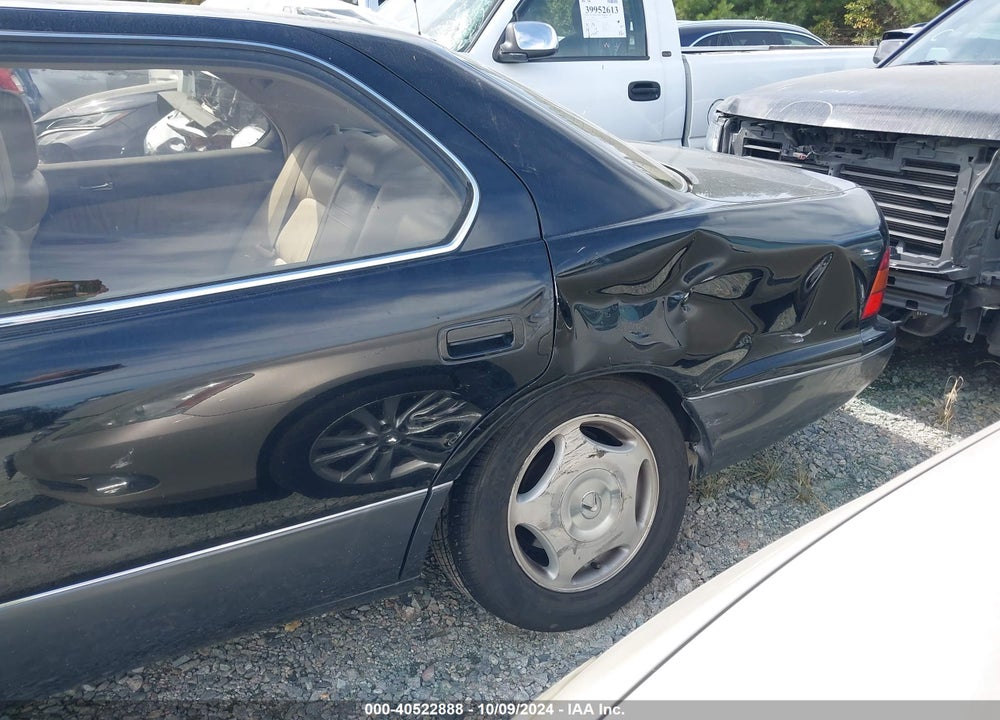 1998 LEXUS LS 400 VIN: JT8BH28F3W0138628