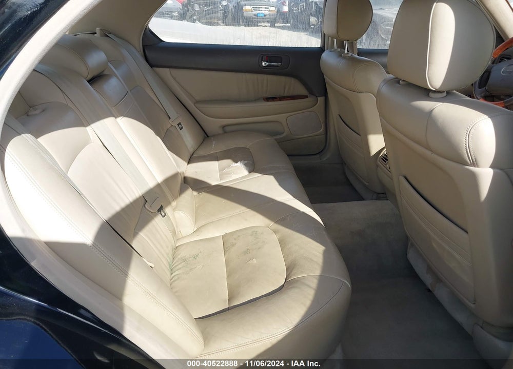 1998 LEXUS LS 400 VIN: JT8BH28F3W0138628
