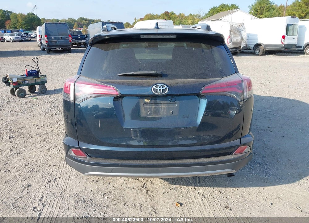 2018 TOYOTA RAV4 XLE VIN: JTMRFREV9JJ736042
