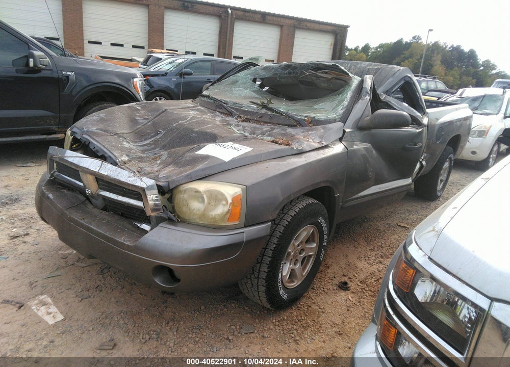 2005 DODGE DAKOTA SLT VIN: 1D7HW42K15S273876