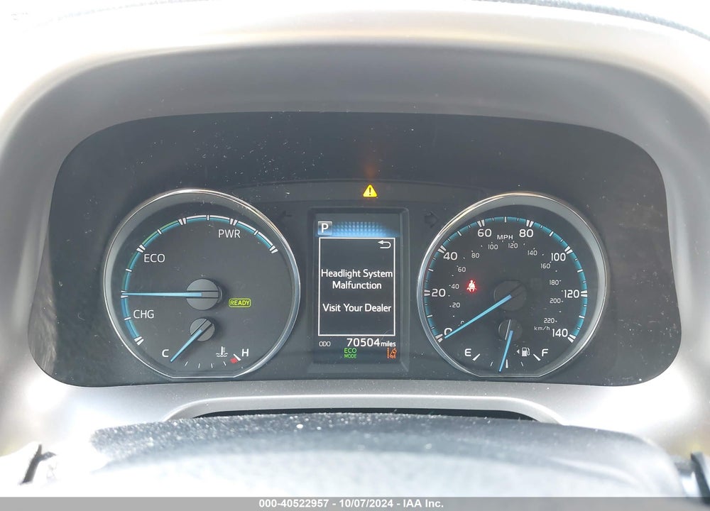 2018 TOYOTA RAV4 HYBRID XLE VIN: JTMRJREV3JD173549