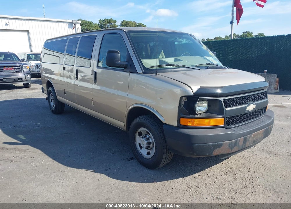 2008 CHEVROLET EXPRESS LS VIN: 1GAHG39K981211720
