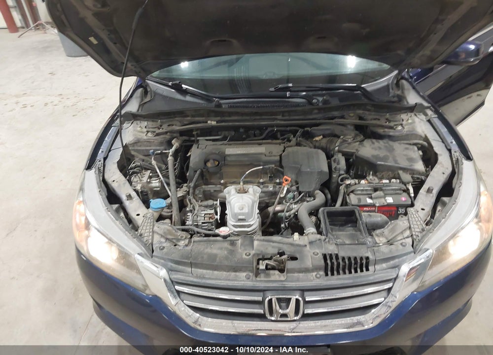2013 HONDA ACCORD VIN: 1HGCR2F87DA050813