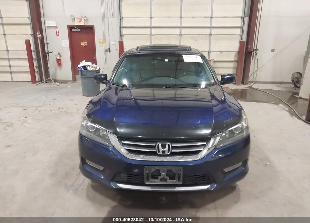 2013 HONDA ACCORD VIN: 1HGCR2F87DA050813
