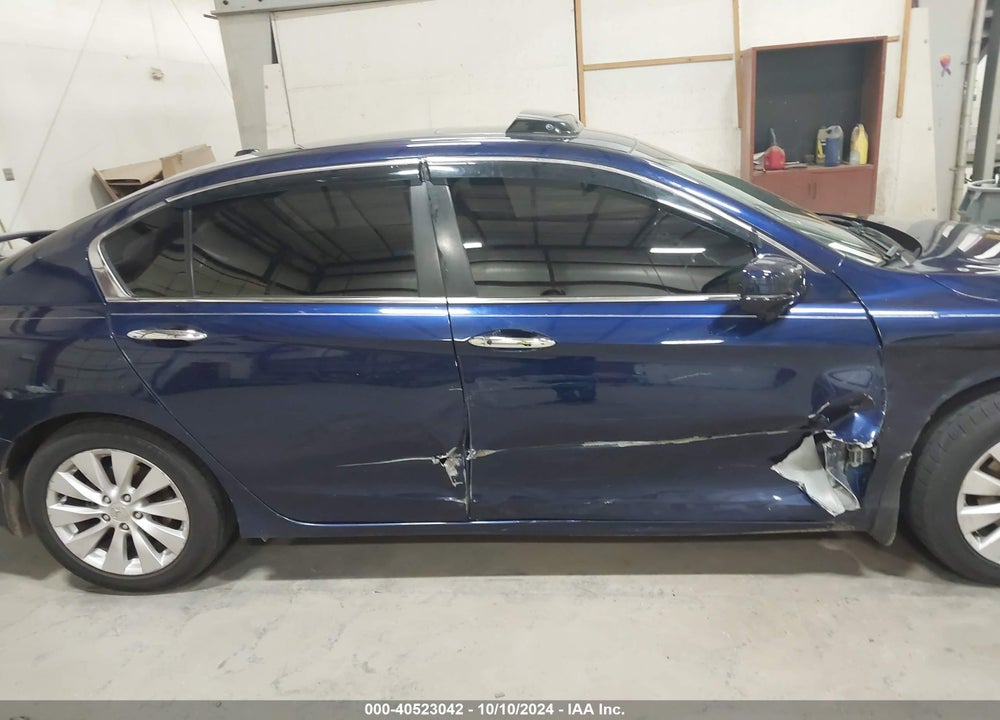 2013 HONDA ACCORD VIN: 1HGCR2F87DA050813