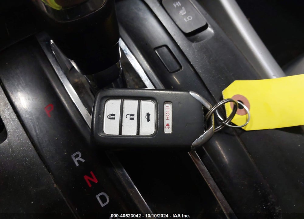 2013 HONDA ACCORD VIN: 1HGCR2F87DA050813