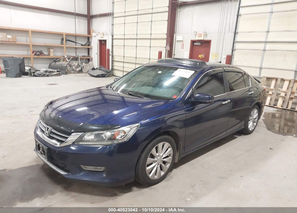 2013 HONDA ACCORD VIN: 1HGCR2F87DA050813