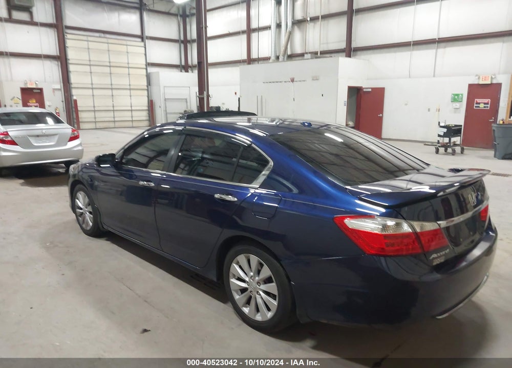 2013 HONDA ACCORD VIN: 1HGCR2F87DA050813
