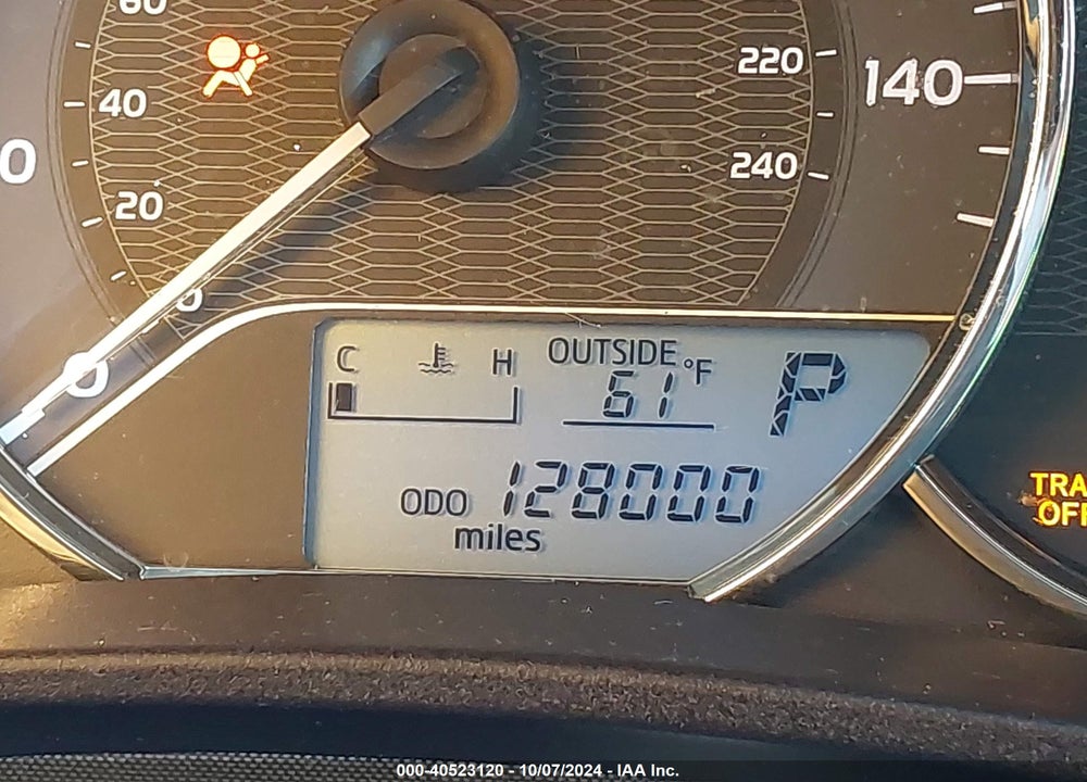 2015 TOYOTA COROLLA LE VIN: 2T1BURHE9FC332471